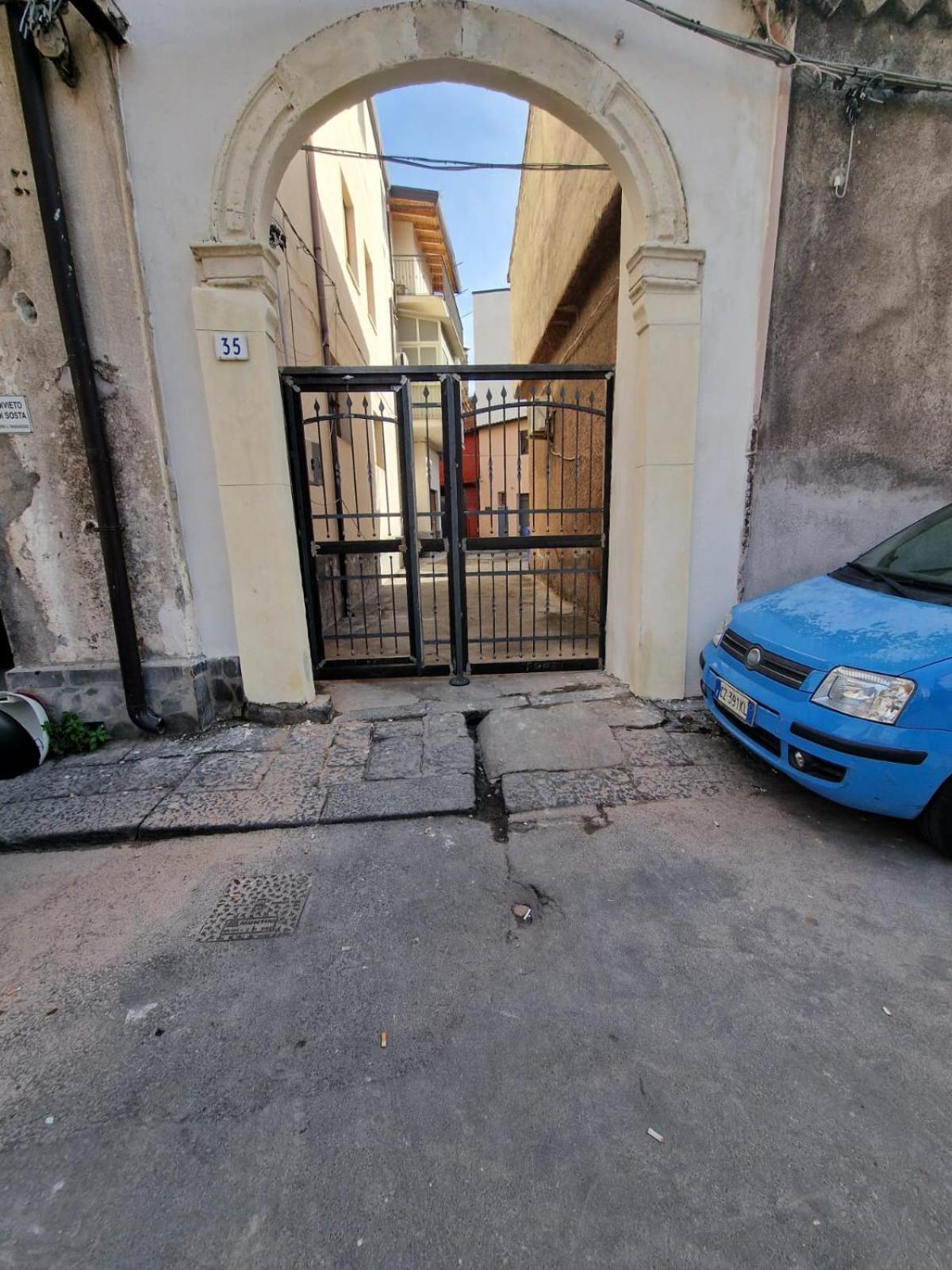 House In The Castle Via Gramignani N 35 Catania Βίλα Εξωτερικό φωτογραφία
